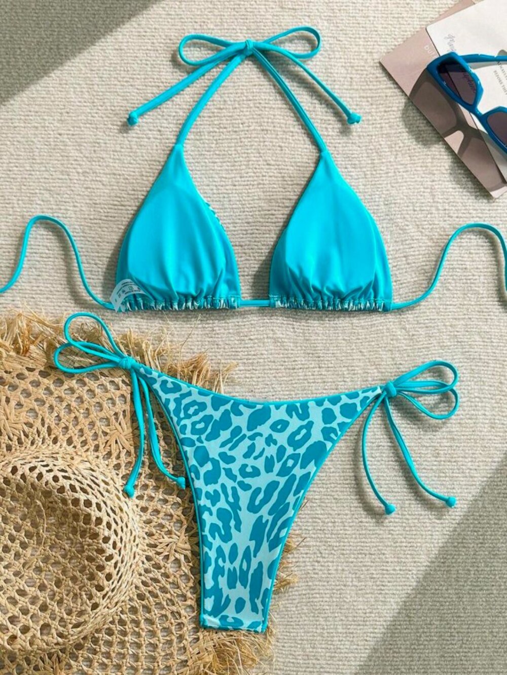 Bundle of 2 Bikinis - Picture 5 of 13
